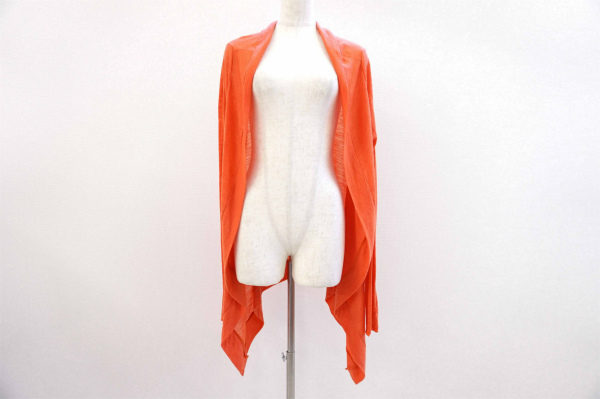 鮮やかなお色がキレイなエリーシャセンソユニコのカーディガンを買い取りました