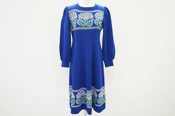 お天気が悪い日でも爽やかな気分にさせてくれる、斉藤都世子のワンピースを買取いたしました