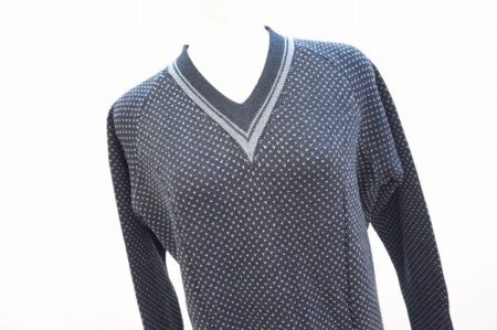 スポーティな雰囲気が可愛らしい齋藤都世子のワンピースを買い取りました