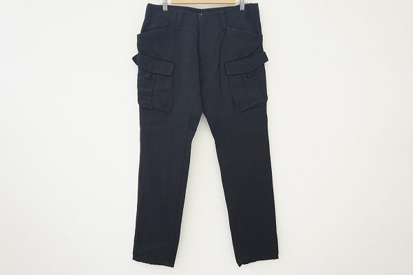 バジュラのカーゴパンツを買い取りさせていただきました