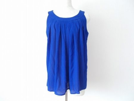 イヴサンローランのノースリーブカットソーをお譲りいただきました