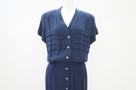 ウエストマークでスタイルアップできる1枚シャネルのワンピースをお売り頂きました