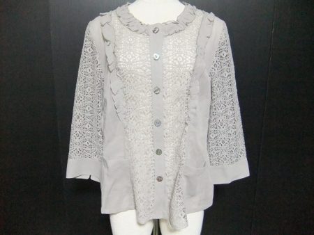 ビルダジュールのレースミックスブラウスを買い取りました