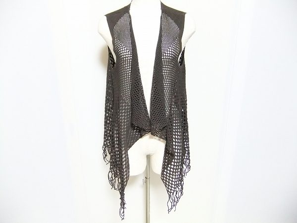 ヤングミセス、キャリアウーマンからの支持を集めているヒロコビス(HIROKO BIS)のジレを買取しました