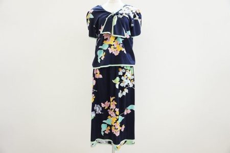 色鮮やかな美しいプリントで心華やぐ、レオナールのセットアップを買取いたしました
