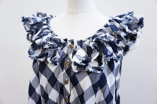 バーバリーブルーレーベルのノースリーブワンピースをお譲りいただきました