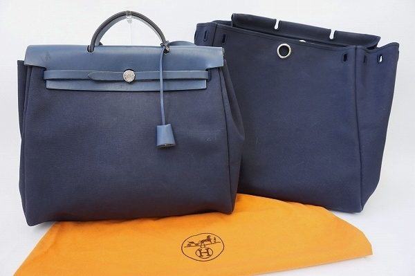 自分で組み立てられるラグジュアリーバッグ、エルメスのエールバッグを買取いたしました