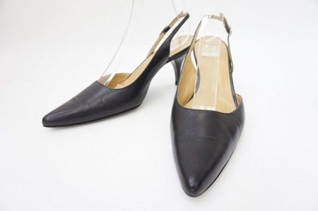 足もとを華奢見せする、エルメスのシューズを買取いたしました