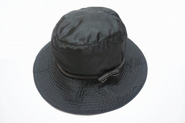 リボンニュアンスが可愛いプラダのハットを買い取りました