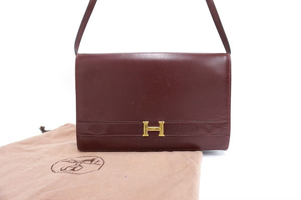 デイリーからフォーマルシーンまで活躍、エルメスのアニーバッグを買取いたしました