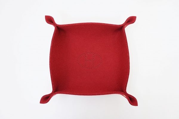 お部屋に置くだけで上品な気分に、エルメスのヴィドポッシュ トレイを買取いたしました