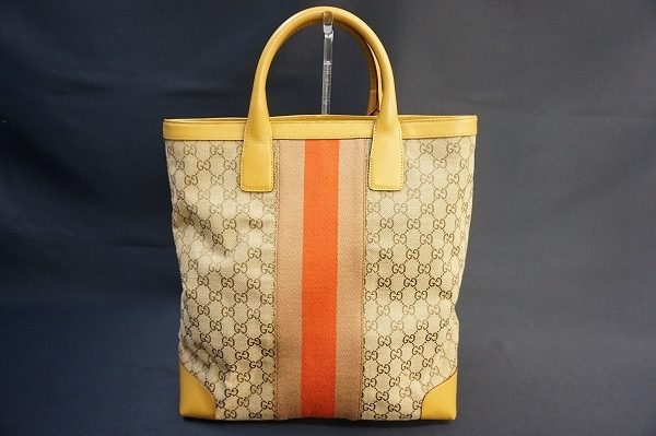 華やかなシェリーラインが魅力的なグッチのトートバッグを買取いたしました