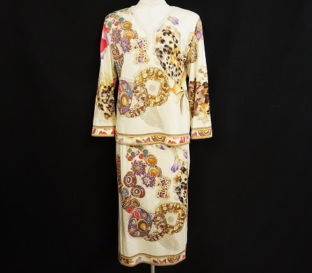 華やかなシルクスクリーンプリントが素敵なセットアップ！レオナール LEONARD