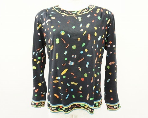 黒地にランダムなプリントが施されて上品な長袖カットソー！レオナール LEONARD