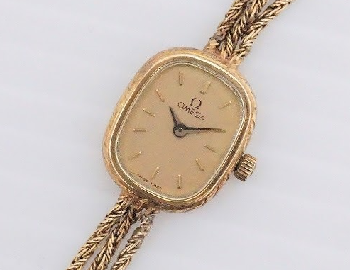 世界的にも有名でファンの多いOMEGAオメガのレディース用の腕時計を買取させて頂きました。