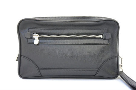 ルイ・ヴィトンのパヴェルセカンドバッグを買い取りました