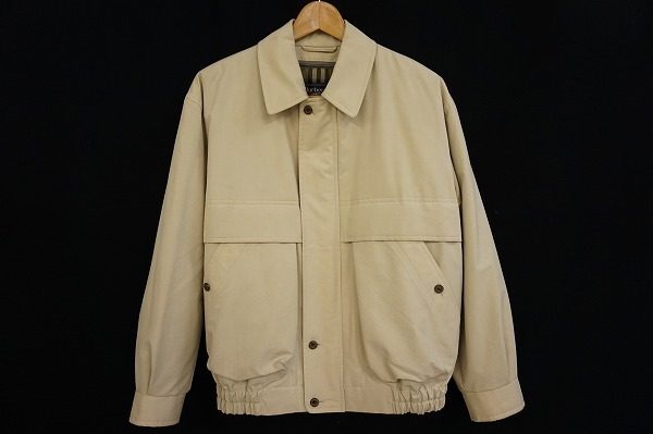 中綿入りで安定の暖かさ!バーバリーのブルゾンを買い取りました