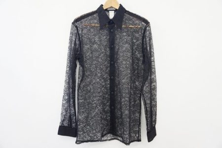 大人のセクシーな魅力を引き出す、ジャンニヴェルサーチのシャツを買取いたしました