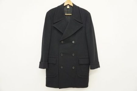 カジュアルからキレイめスタイルまでマッチする、グッチのコートを買取いたしました