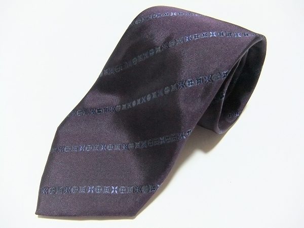 大人の男性をしっかり演出する、ルイ・ヴィトンのネクタイを買取いたしました