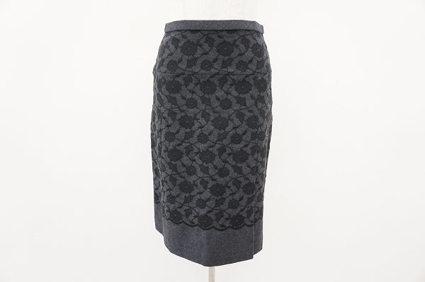 大人の女性の美しさをサポート、レリアンのスカートを買取いたしました