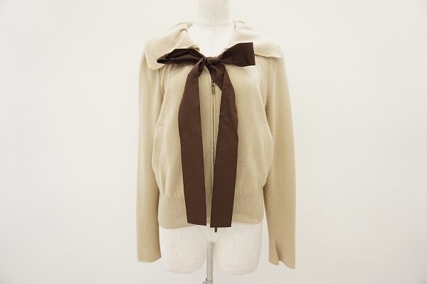 美品！フォクシーブティックのカーディガンを買い取りました