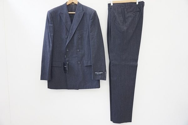 タグつきの未使用品！ドルチェ&ガッバーナのスーツを買い取りました