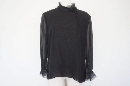 シアー感が素敵なレリアンのブラウスを買い取りました