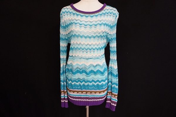 ミッソーニ一番人気の美しいストライプ色彩デザインのニットチュニックを買取いたしました