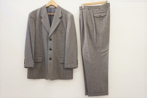 素材のよさを実感！パパスのシングルスーツを買い取りました