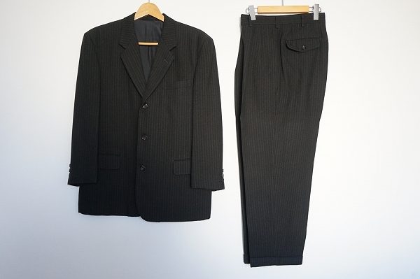 美品！コムデギャルソンオムのスーツをお譲りいただきました