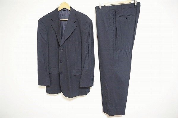 ゆったりめシルエット！ブルックスブラザーズのブラックスーツをお売りいただきました