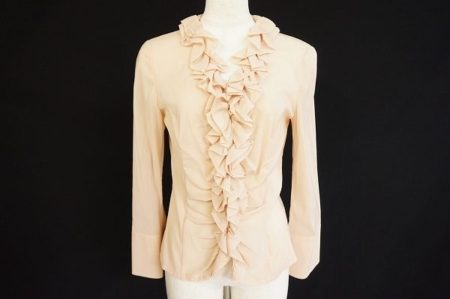 女性らしさと可愛さを叶える、フォクシーのブラウスを買取いたしました