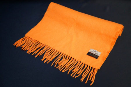 エルメスカラーが可愛い！カシミアマフラーを買い取りました