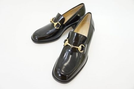 上品で美しいフォルムと軽い履き心地のグッチのビットローファーを買取いたしました