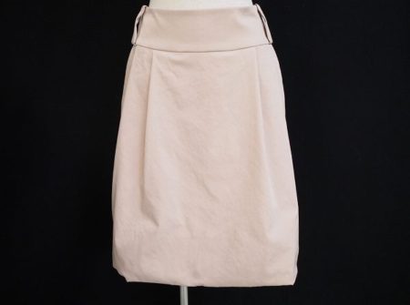 フェミニンでエレガントデザインを普段使いできるフォクシーニューヨークのスカートを買取いたしました