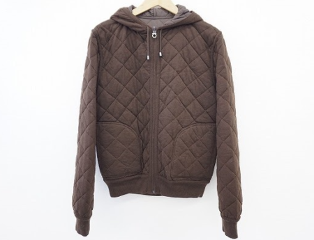 キルティングデザインでフード付きのフォルムがカジュアルなサルヴァトーレ・フェラガモ Ferragamoのメンズ用ジャケットを買取させて頂きました。