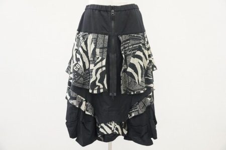 アニマルニュアンスが素敵なエイココンドウのフレアスカートをお譲りいただきました