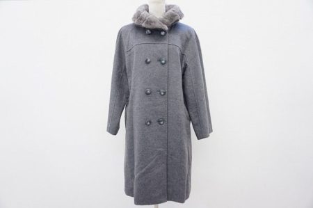 上品な光沢で知的リッチなレリアンのコートを買取いたしました