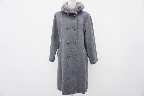 上品な光沢で知的リッチなレリアンのコートを買取いたしました