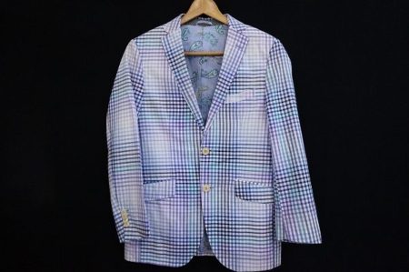 美しいグラデデザインで目を奪われる、エトロのジャケットを買取いたしました