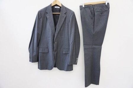 見た目と着心地ともに絶妙なバランス、ユナイテッドアローズ「ディストリクト」のスーツを買取いたしました