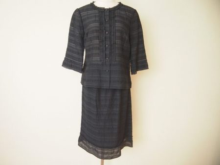 色気と可愛さのバランスがとれたレリアンのセットアップスーツを買取いたしました