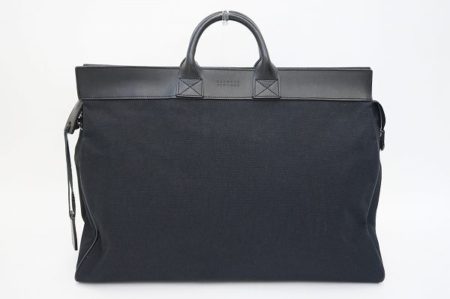 鍵つきで安心！バーニーズニューヨークのボストンバッグを買い取りました