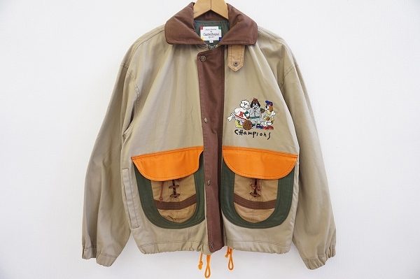 ポケットのデザインが可愛いカステルバジャックのジャケットを買い取りました