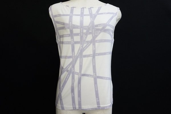 人気のボルデュックリボンをさりげなく取り入れて。エルメスのカットソーを買取いたしました