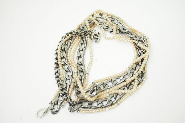 アバンギャルドな魅力漂うシャネルのチェーンベルトを買い取りました