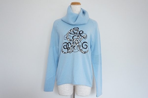 カジュアルな雰囲気にもエレガントさを忘れない、伊太利屋のニットを買取いたしました