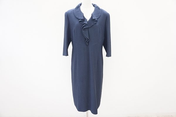 一枚だけでエレガントな女性らしさを演出、ジュンアシダのワンピースを買取いたしました