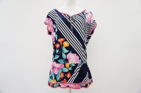 ディテールにも拘り、女性の美しさを引き立てる、レオナールのカットソーを買取いたしました